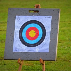 Join the Calgary Archery Club for a fun and social introduction to archery. We offer beginner courses, archery lessons, classes, and personal coaching.
